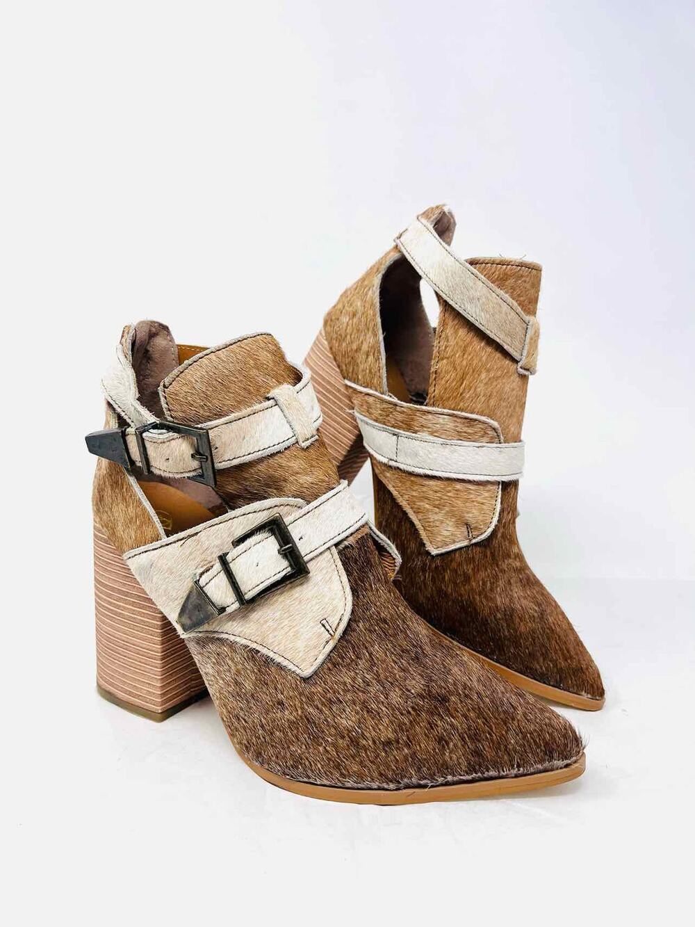 Alcala's Boots Size 7.5 Brown/Beige Buckle(s) Cow Hair Shoes Ankle Boots